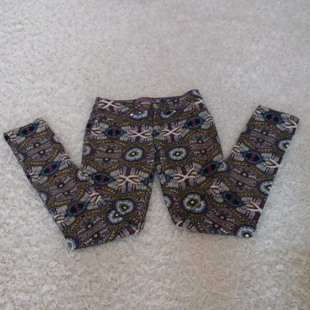 Marisa Pants. - Picture 4 of 7
